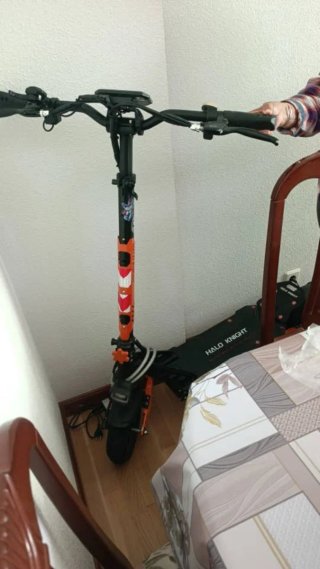 Patinete Eléctrico Halo Knight.