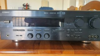 Altavoces Infinity Marrones y Negros