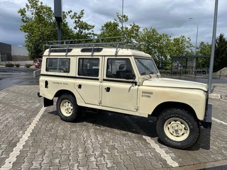 Land Rover Santana Cazorla 6 cilindros, 5 marchas