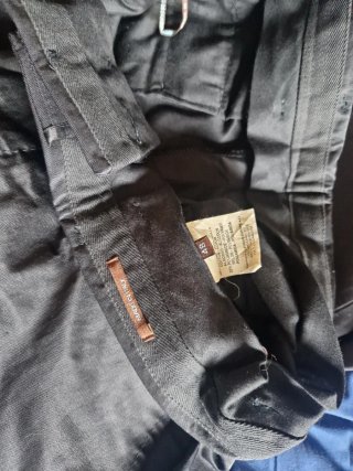 Pantaloni Guess Uomo Neri taglia 48 vedi foto