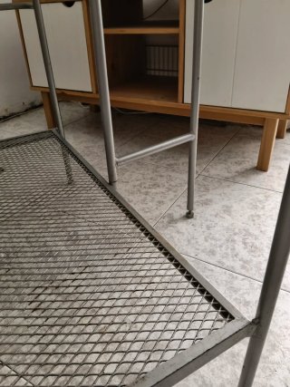 Mesa redonda, cristal , plegable.