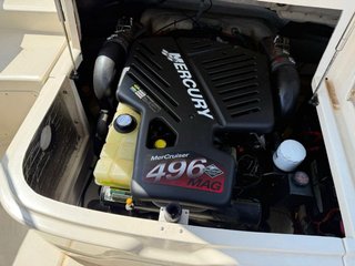 Sea Ray Sundeck 270 V8 425hp 8 metros barco