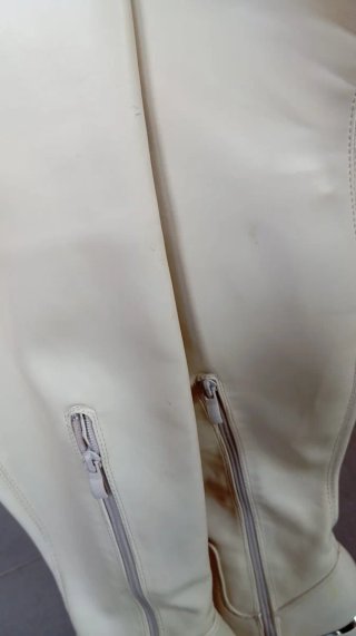 Botas altas beige mujer tacón cuadrado