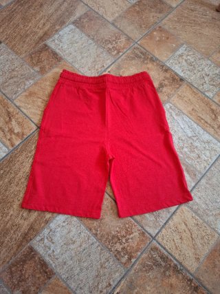 Bermuda niño Sfera Talla 9-10 Roja nueva