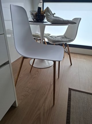 Silla de polipropileno blanca