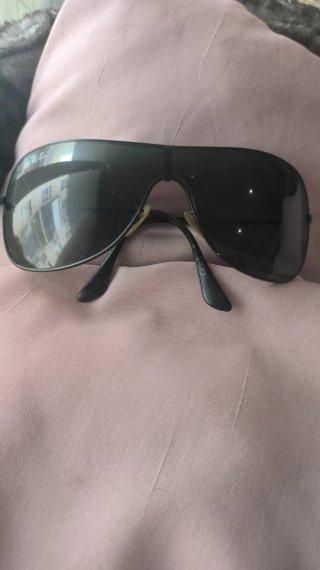 Gafas Ray-Ban RB 3211 006/71 Negras