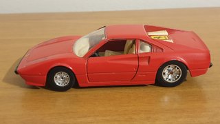 Modellino FERRARI 308 GTB Burago scala 1/24
