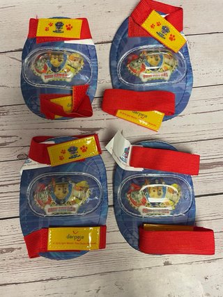 Casco y protectores Patrulla Canina