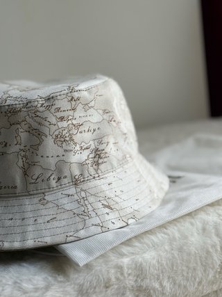 Cappello Bucket Alviero Martini Geo Map Taglia L