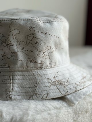 Cappello Bucket Alviero Martini Geo Map Taglia L