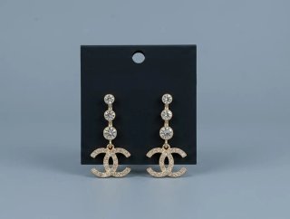 Pendientes Dorados con Cristales Nuevos