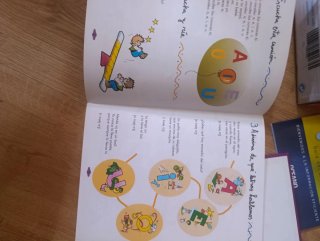 Libros diversos para niños de Disney y educativos