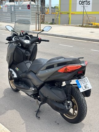 Yamaha XMAX 300 Tech MAX