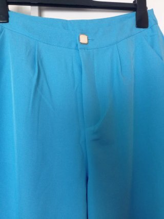 Traje chaleco y pantalón azul