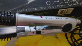 Piastra Capelli Vidal Sassoon+ pettine riscaldante