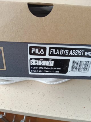 Zapatillas Fila chica beige/blanco Talla 37