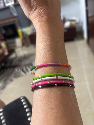 Conjunto de 5 pulseras esmaltadas