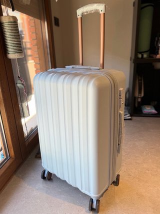 Maleta mediana 20kg azul claro