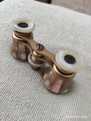 Prismáticos antiguos de nacar