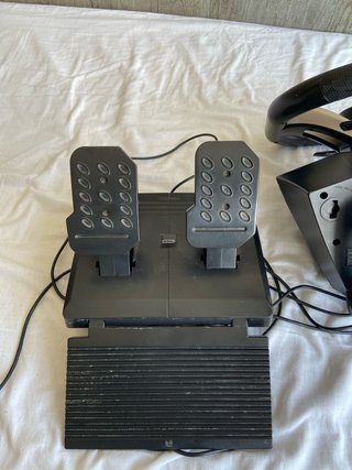 Volante PS4 con pedali