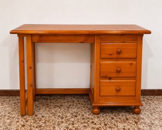 Scrivania rustica in legno di pino massello