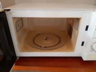 Microondas Saivod 700W