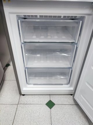 Nevera combi Whirlpool 190/60cm A+ con garantía