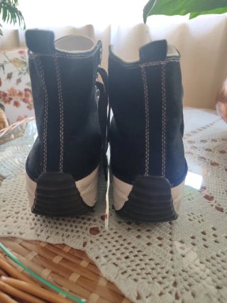 Botas de moda tipo Converse con plataforma. 41