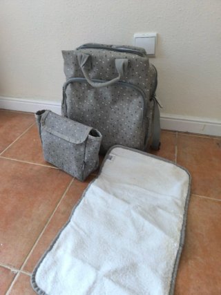 Set Mochila, Neceser y Cambiador Walking Mum