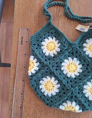 Bolso de crochet con flores