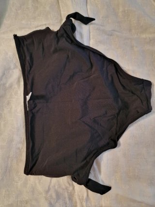 Braga de bañador negra con lazos