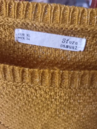 Jersey punto mujer amarillo tachuelas