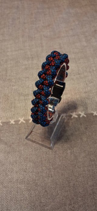 Pulsera paracord azul y roja
