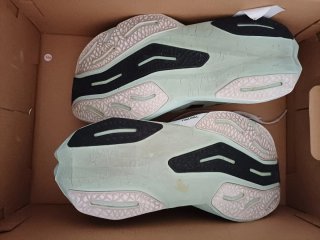 Zapatillas New Balance Fuelcell Rebel V4 Hombre
