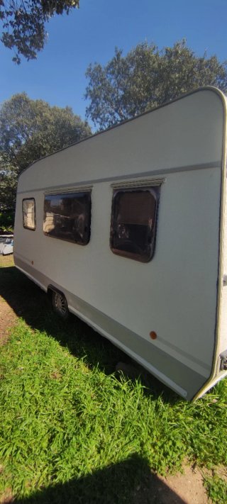 Caravana Burstner +750kg