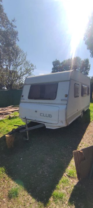 Caravana Burstner +750kg