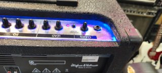 Hughes & Kettner Edition Blue 60-R Amplificador