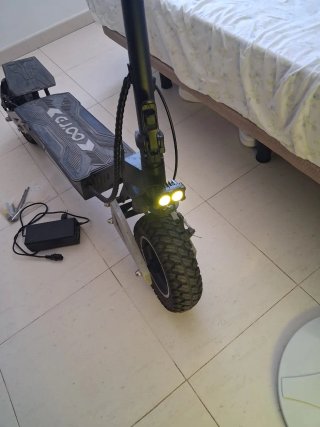 Patinete Eléctrico OOT3 - Freno Roto