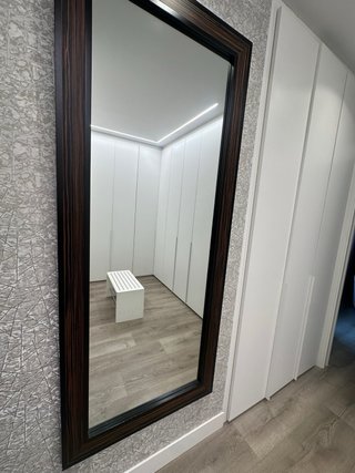 Alfombra de lana morada y gris