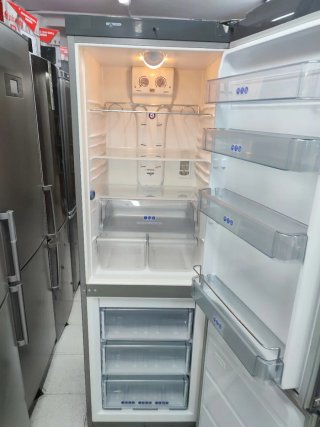 Nevera combi Whirlpool 187/60cm A+ con garantía