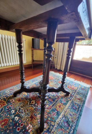 Mesa Auxiliar Antigua Mármol y Madera