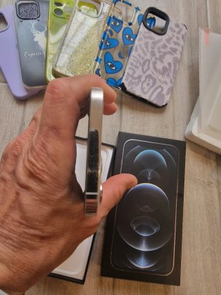 iPhone 12 pro max 128gb