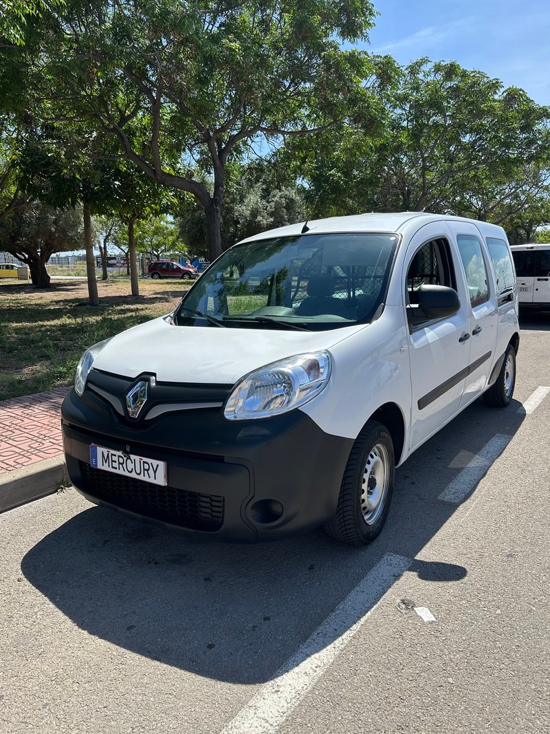 Renault Grand Kangoo 2022 - foto 1