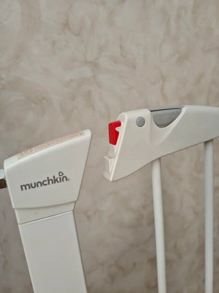 Valla de seguridad para bebés Munchkin