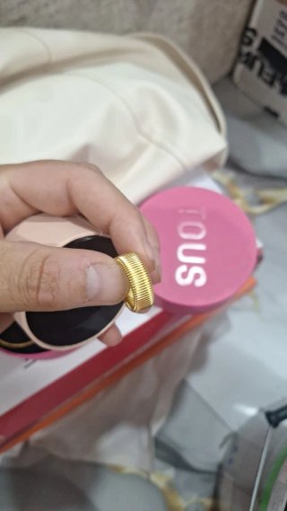 Conjunto Tous Pulsera y Anillo acero dorado.