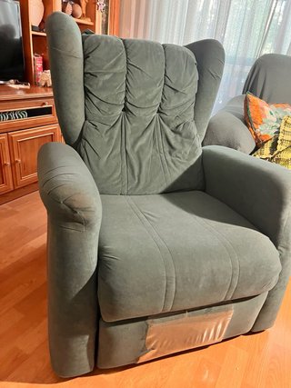 Sillón reclinable gris