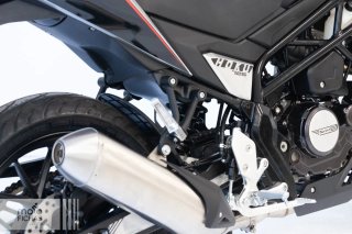 SWM HOKU 125 2026 Negra/Roja