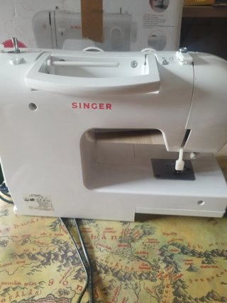 Máquina de Coser Singer Tradition 2282