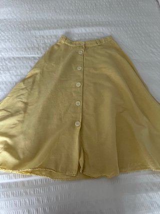 Falda midi Zara amarilla