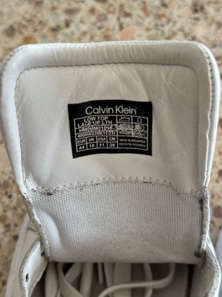 Zapatillas Calvin Klein Blancas con rojo